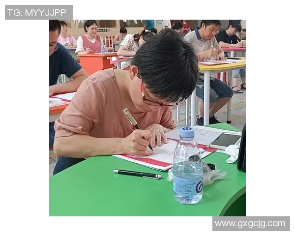 大平城足球崛起之路探索球队发展与社区融合的成功案例